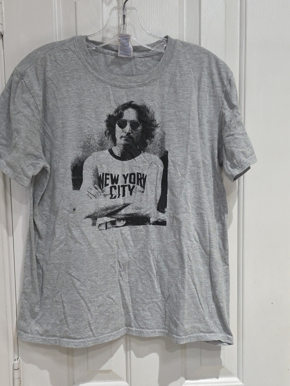John Lennon NYC Vtgs. 90's  Men's Graphic Tee - Shirt  Gray Size L,